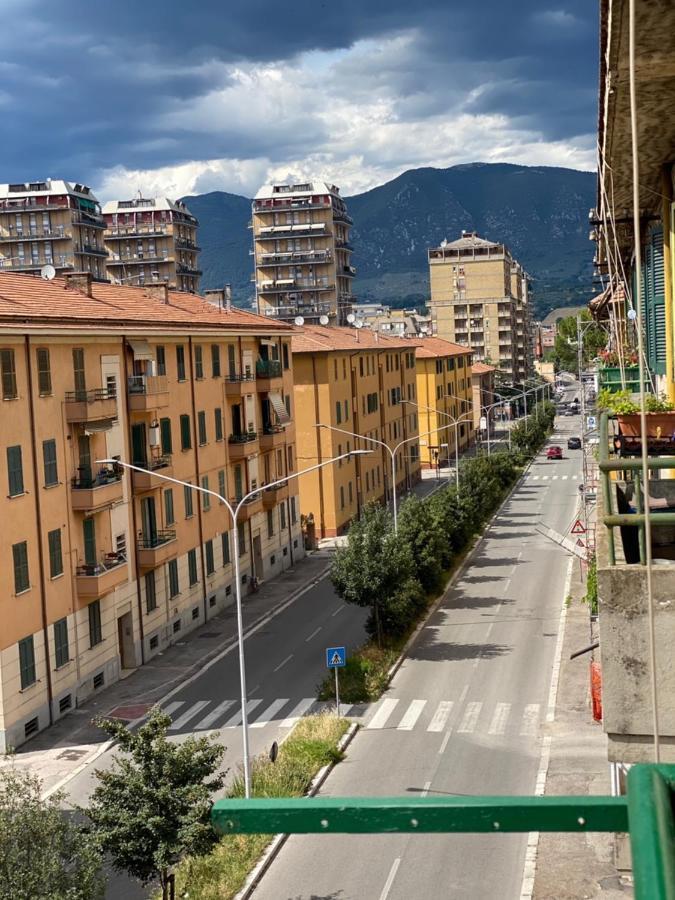 La Casa Di Alan Hotell Terni Eksteriør bilde
